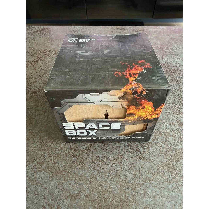 Space Box (Escape Welt)