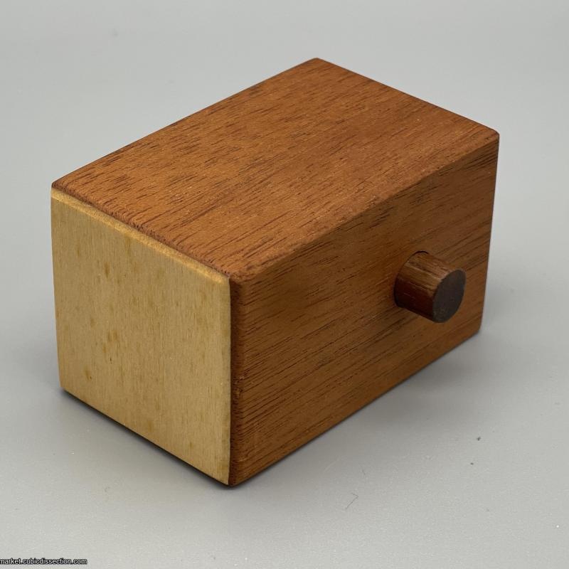 Dowel N Peg (Original IPP16 Exchange Puzzle by Tom Lensch)