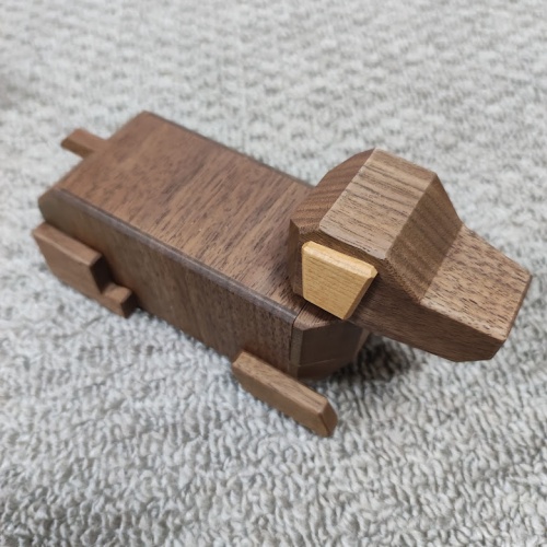 Dachshund Karakuri Box Osamu Kasho