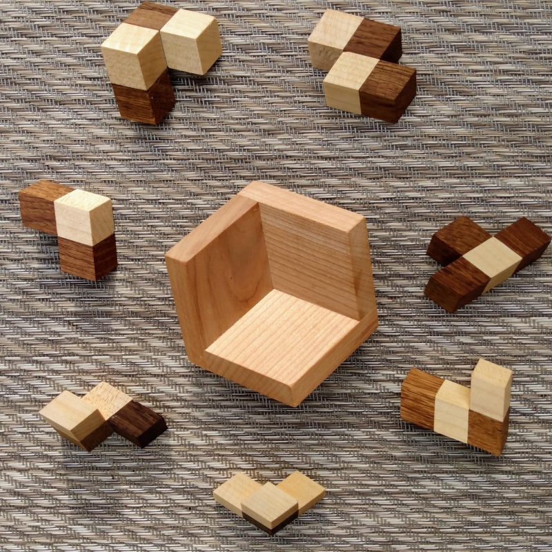Slanted and Checkered Soma Cube