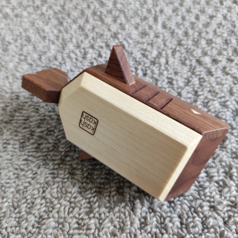 "Little Shark" Karakuri Box Osamu Kasho