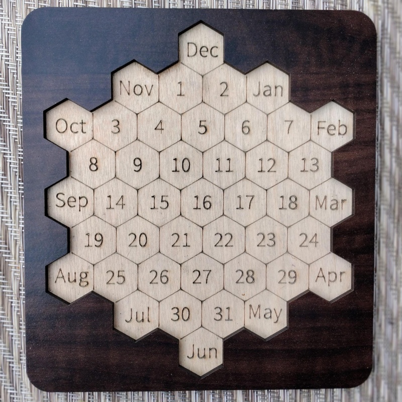 Shiura's Daily Hex (calendar packing puzzle)
