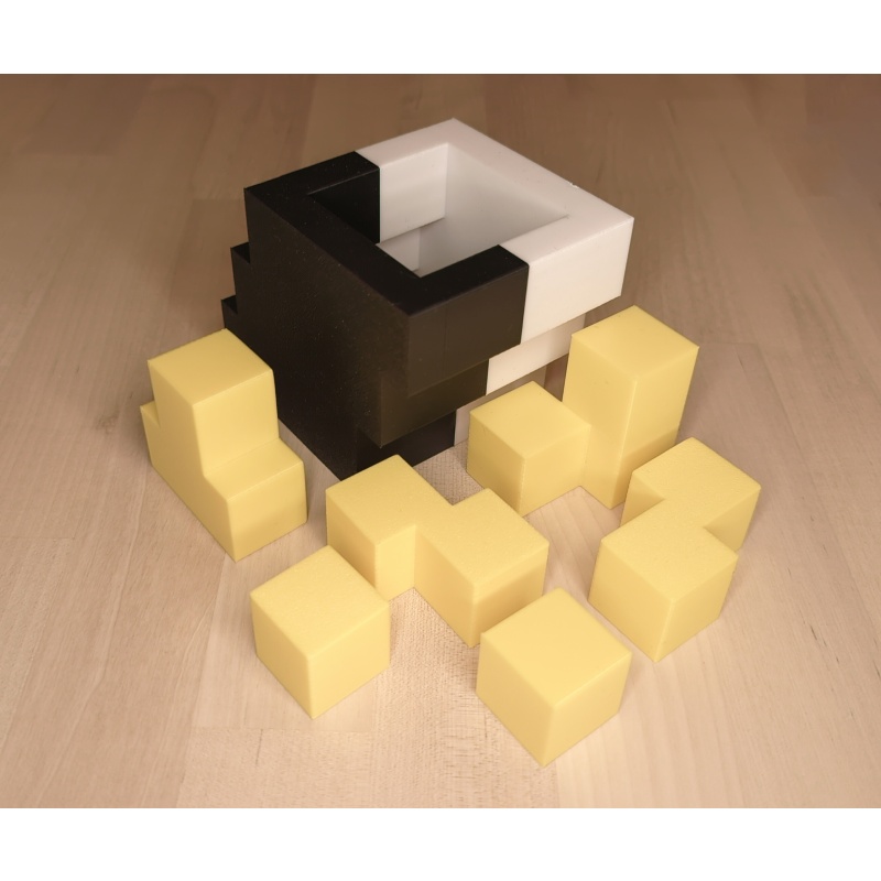 Minima Nest, by Lucie Pauwels