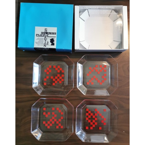 CHECKERS by Toyo Glass