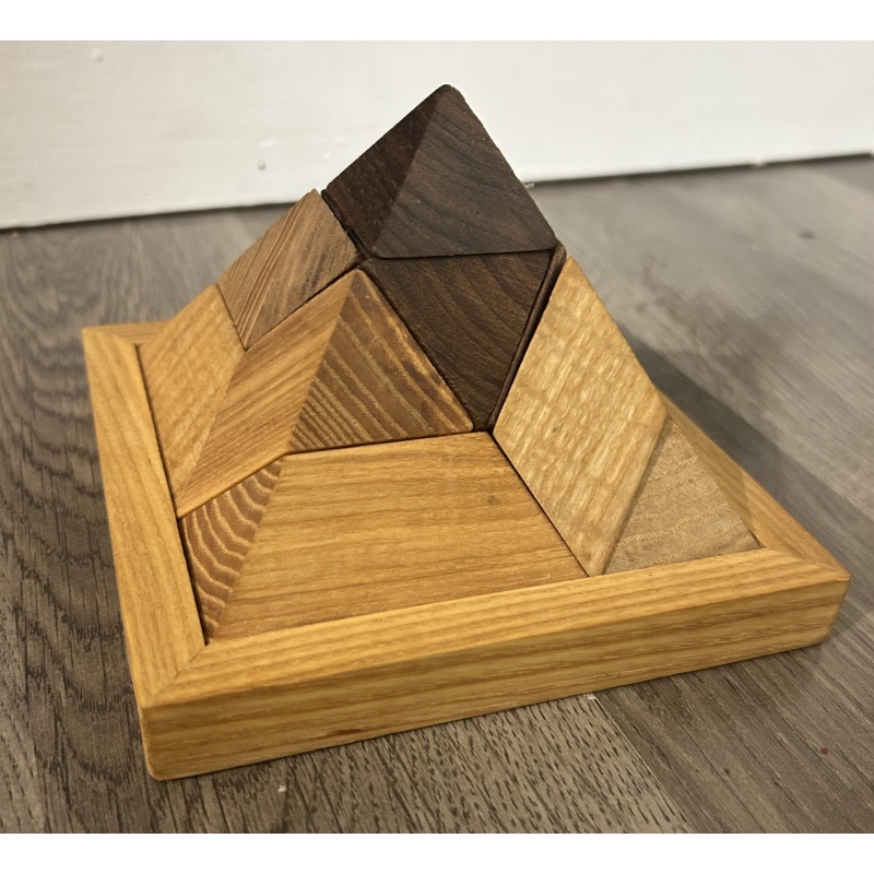 Pyrra Pyramid Puzzle