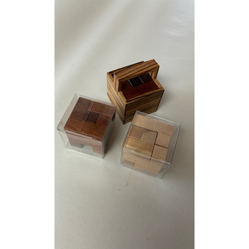 Akaki's Picnic from Cubic Dissection