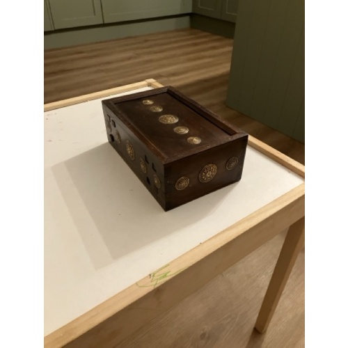 Sliding Box