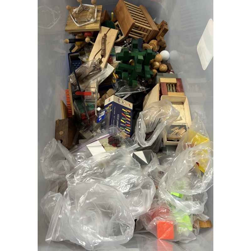 Entire Collection Liquidation, Hundreds of Puzzles