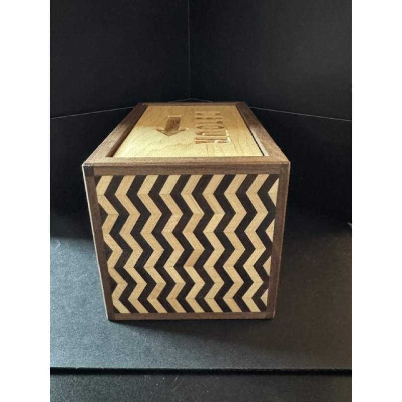 Detour Box by Ludignum