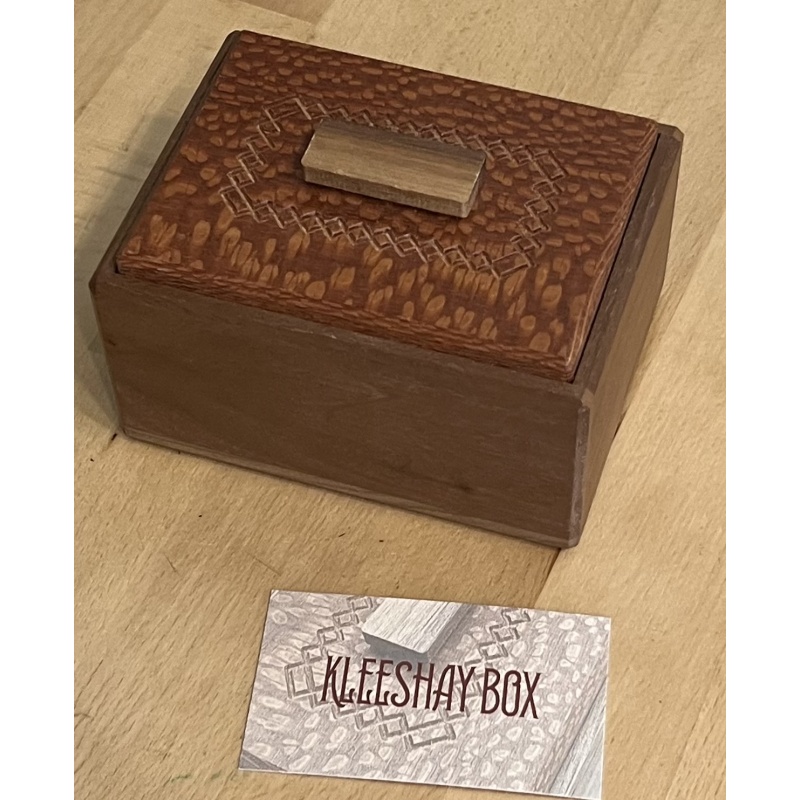 Kleeshay Box by DEDwood Crafts