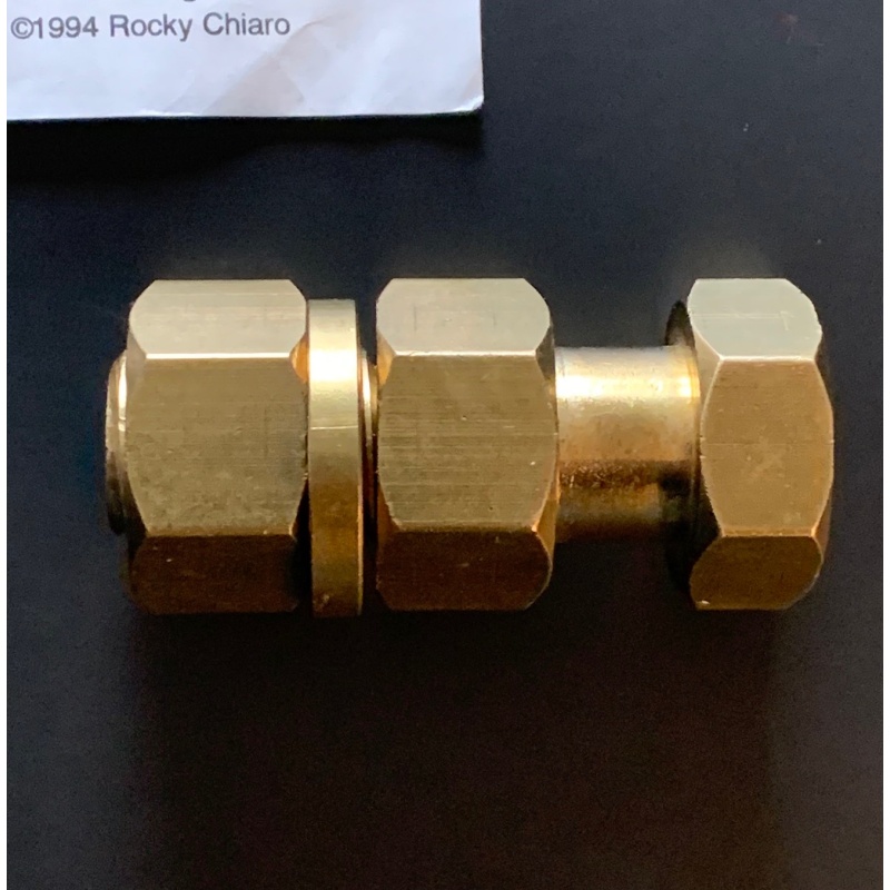 NUTS-N-RING - Rocky Chiaro