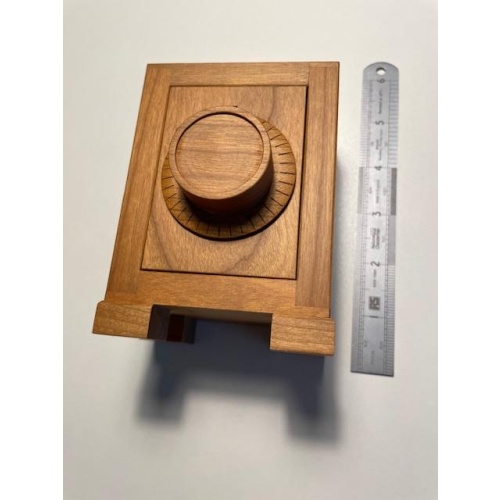 Karakuri - Safe by Akio Kamei