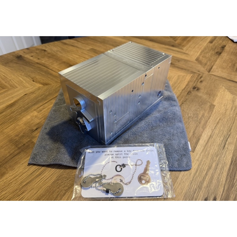 Twins Box - Wil Strijbos Limited Edition Puzzle