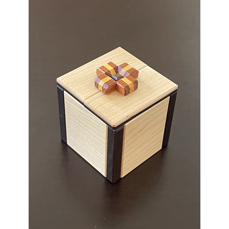 Reversible Box - Karakuri Box