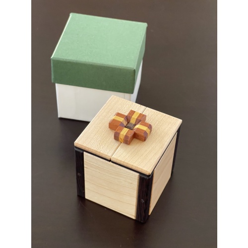 Reversible Box - Karakuri Box