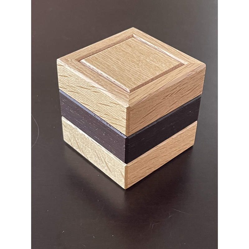 Kusha Box - Karakuri Box