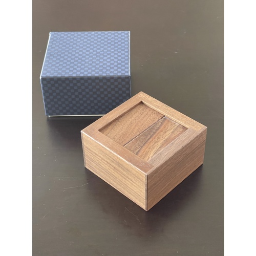 Sliding Panels - Akio Kamei