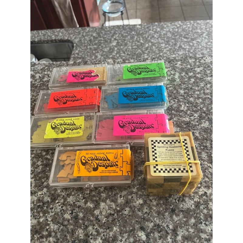 Schloss (Lock and Ring) by Jean Claude Constantin