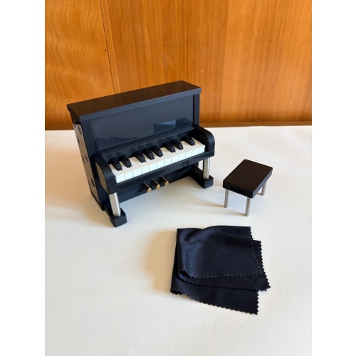 Bach's Box - Luke Waier
