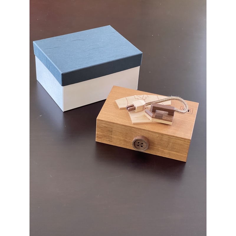 Ironing Karakuri Box by Kawashima