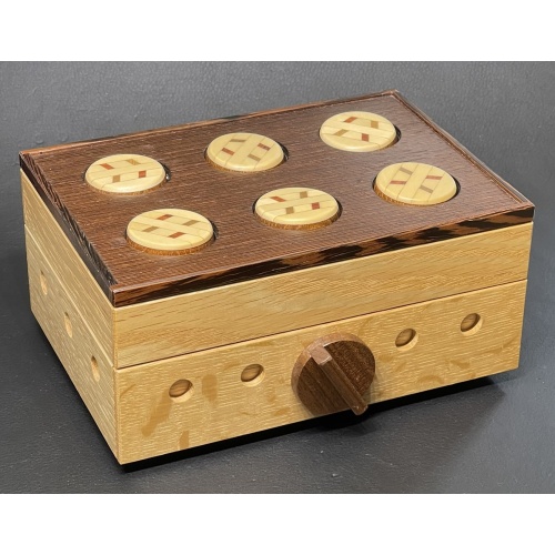 Tako-Yaki crafted by Hiroshi Iwahara (Karakuri)