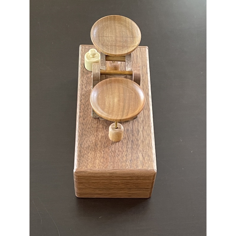 Balance Scale Karakuri Box