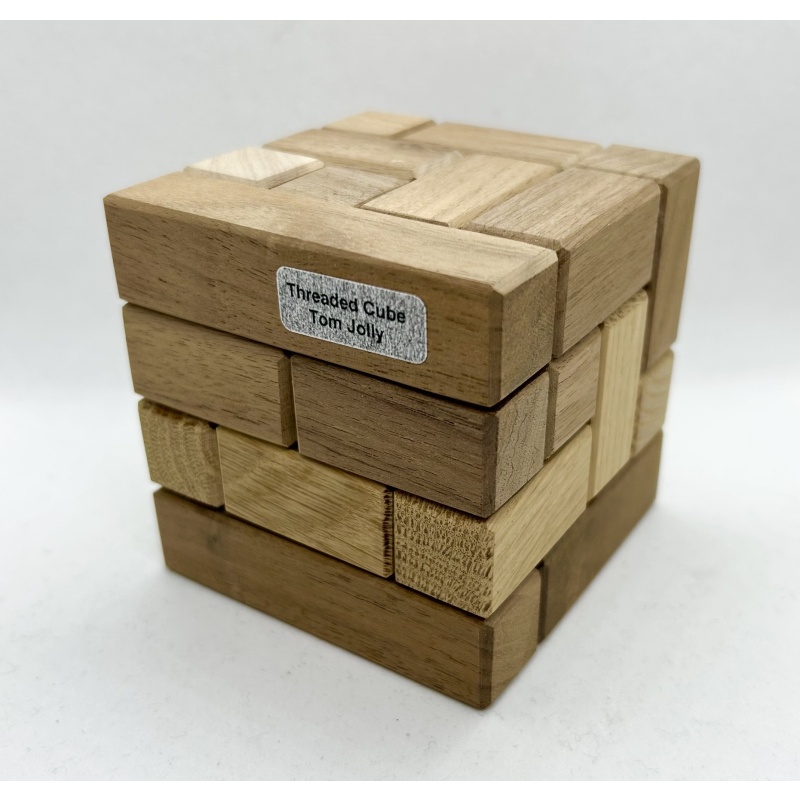 Threaded Cube - Tom Jolly / Bernard Schweitzer (Puzzlewood)