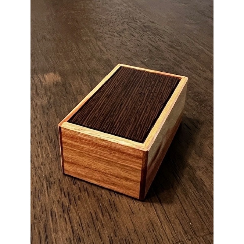 Aha Box - Cubic Dissection