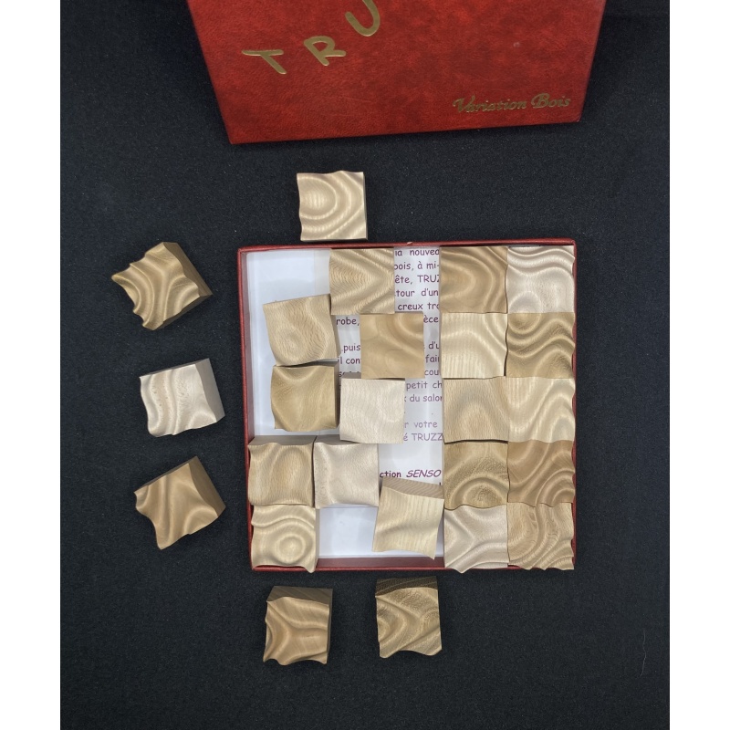 Truzzle 3D wooden cubes