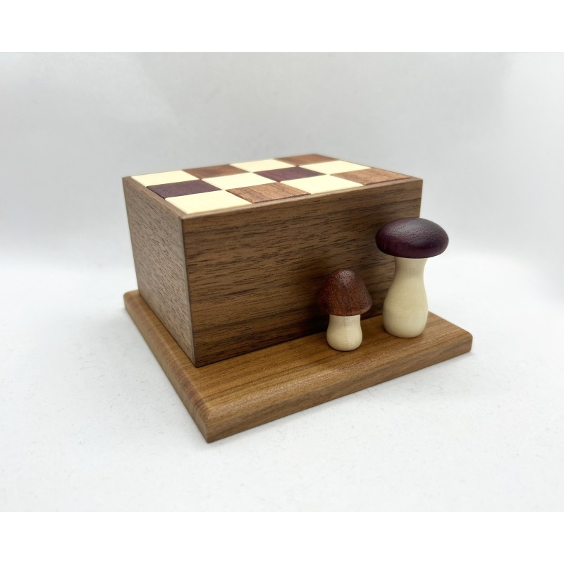 Kinoko Box (2016) - Kyoko Hoshino (Karakuri)