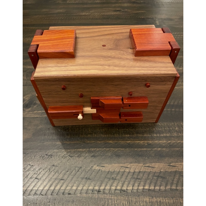 Bassackwards Box
