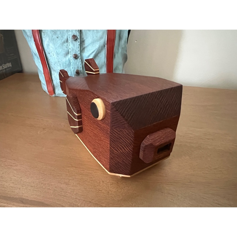 Fugu (by Jason De George / Black Maple Workshop)