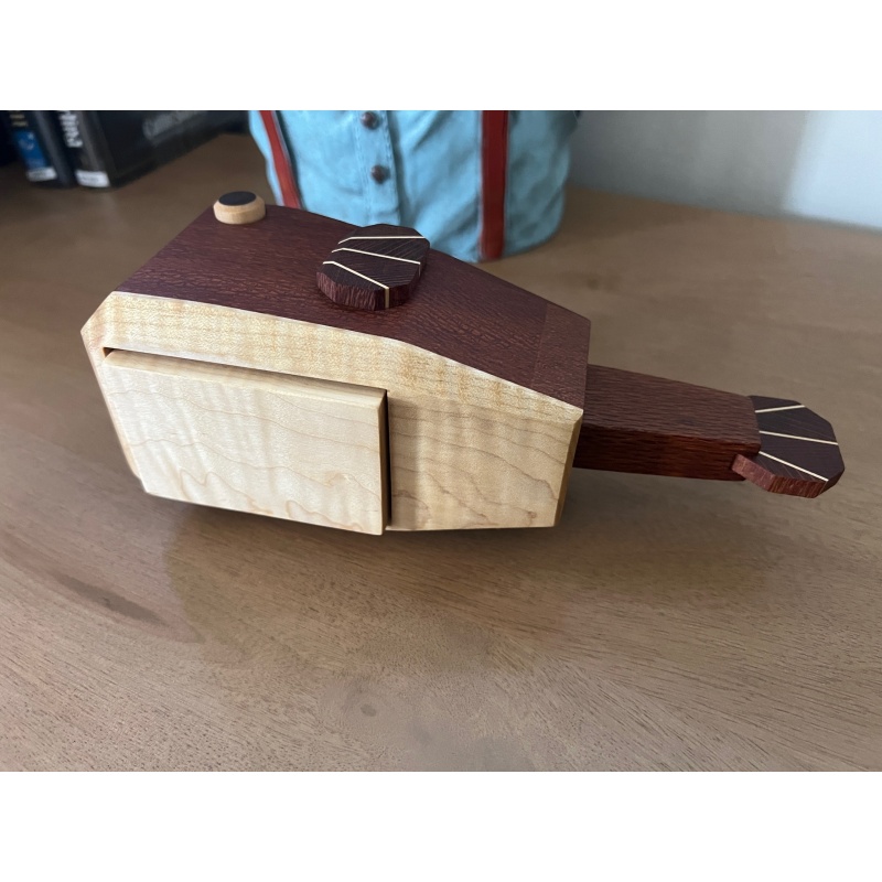 Fugu (by Jason De George / Black Maple Workshop)