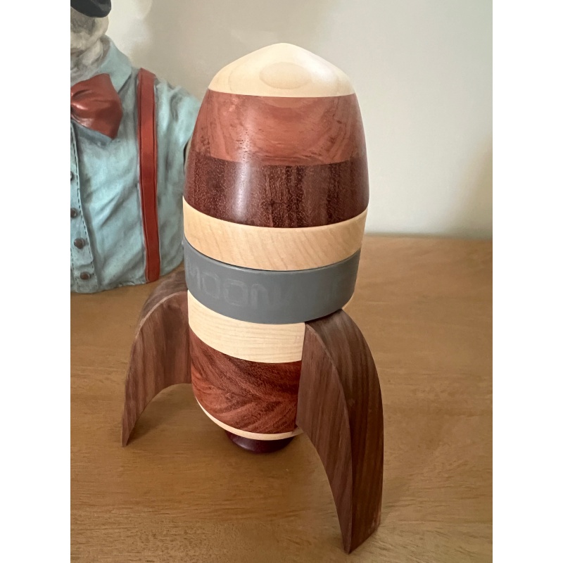 Moonage M5 (by Stephan Baumegger)