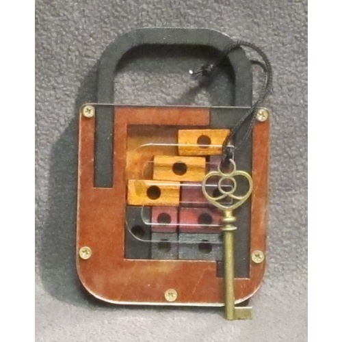 Sliding pieces puzzle lock