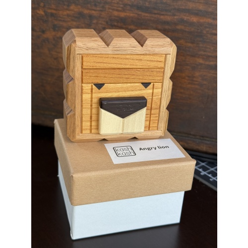 Angry Lion - Karakuri Box - Kasho