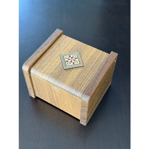 Deception Box - Karakuri - Iwahara