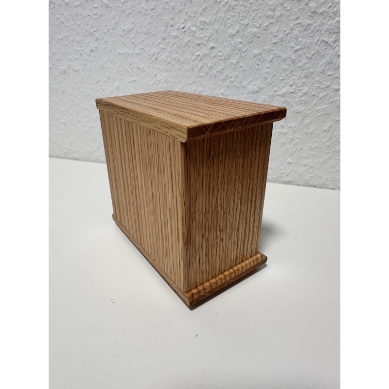Cabinet - Pelikan (Jakub Dvořák)