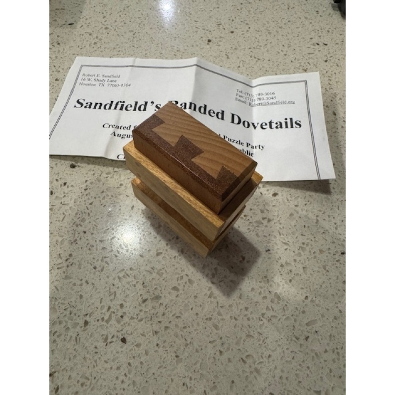 Sandfields Banded Dovetail Puzzle designed by Perry McDaniel, crafted by Kathleen Malcolmson