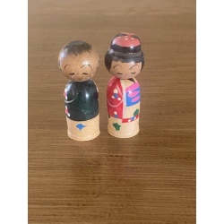 Vintage set of miniature NESTED Japanese Kokeshi Dolls