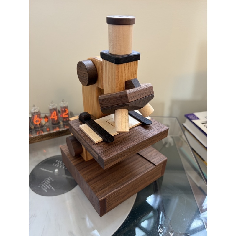 Microscope RF-86 (by Hiroshi Iwahara of KCG)