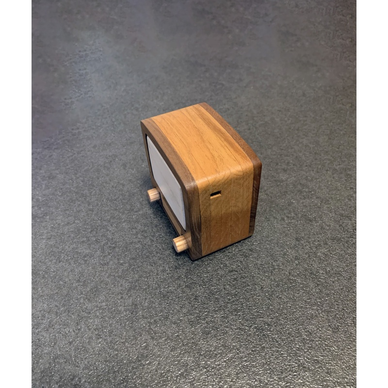 Small Screen by Tyler Williams of Beardswoodshop Co.