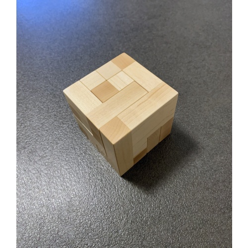 13 Akers Dozen by Pit Khiam Goh, made by Tom Lensch