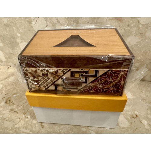 Karakuri Hakone Fuji (SE-2)