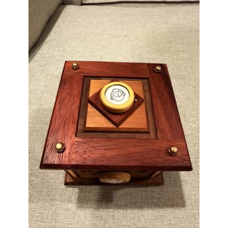 EWE EFO (UFO) by Kel Snake