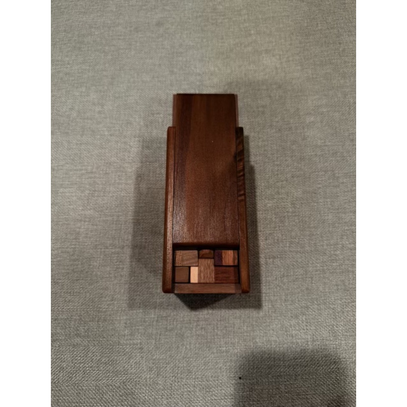 Robert Yarger (Stickman) one handed packing puzzle