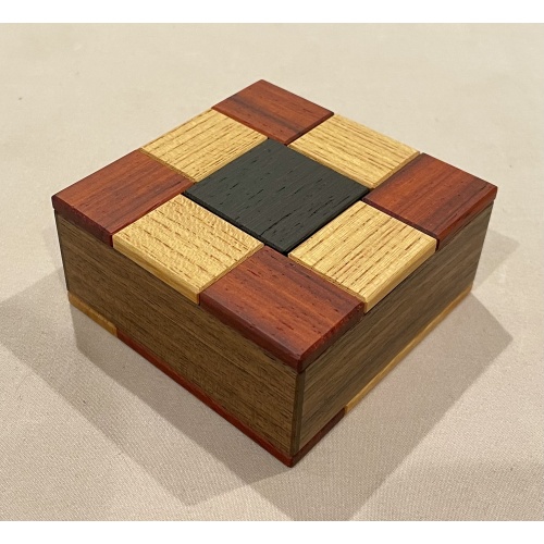 Box of Branch and Loophole - Hiroshi Iwahara