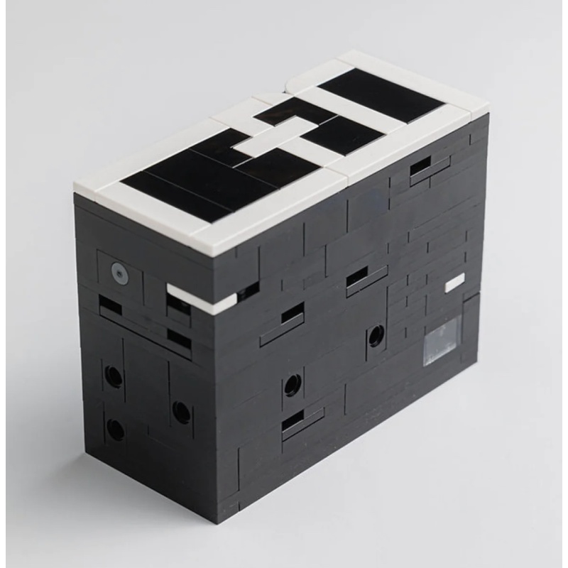 aMAZEing Puzzle Box