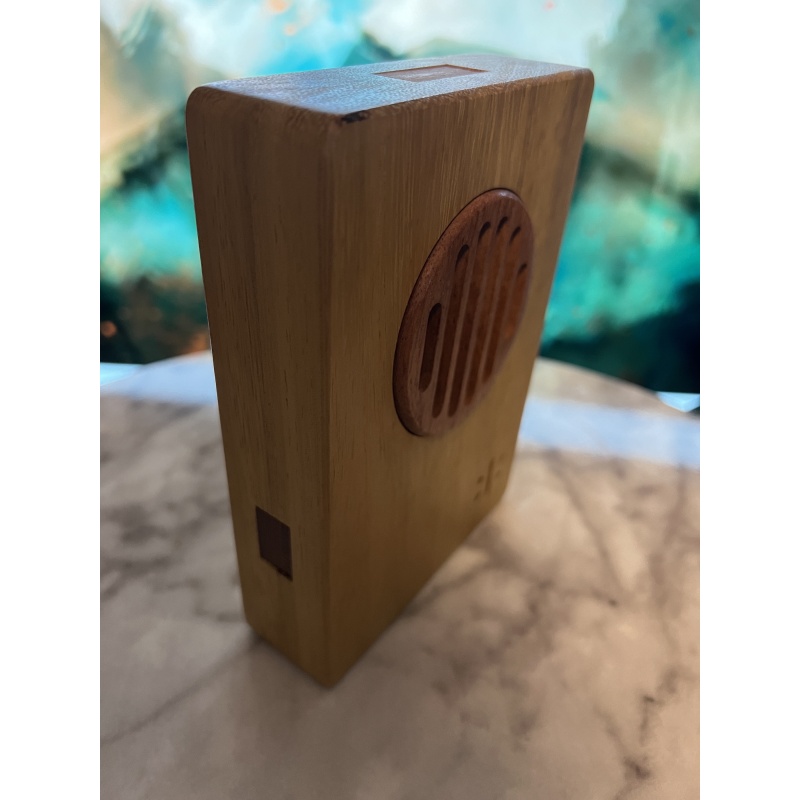 Walters Radio (by DEDwood Crafts/Dee Dixon)