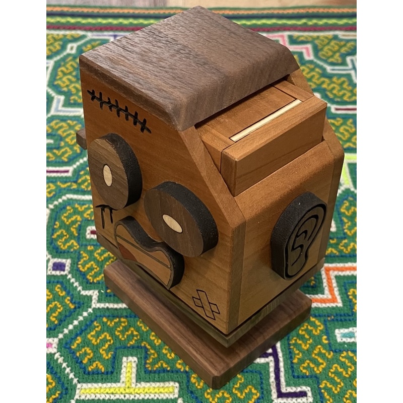 Limbless Larry - BeardsWoodshop Co.